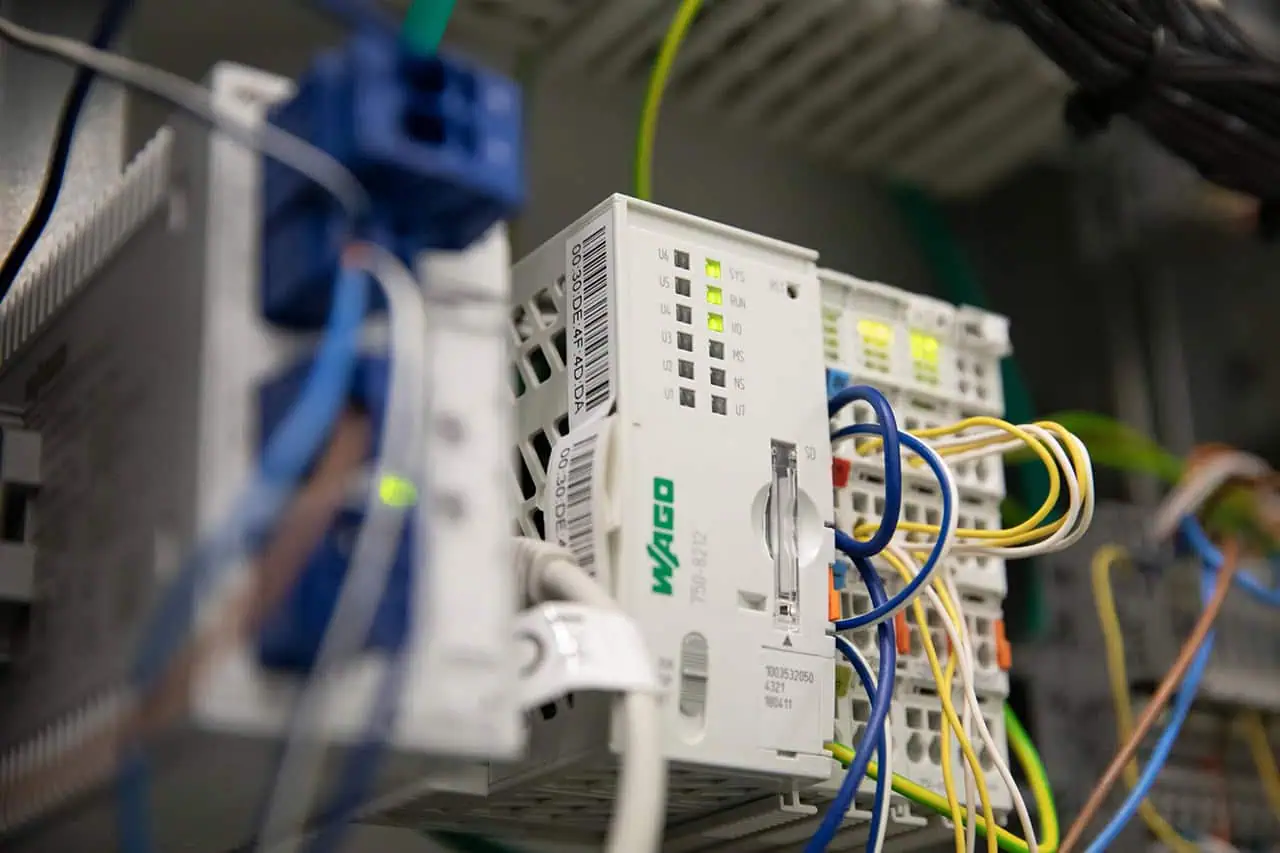 Fuchs Schaltschrank mit Wago CPU zur Steuerung